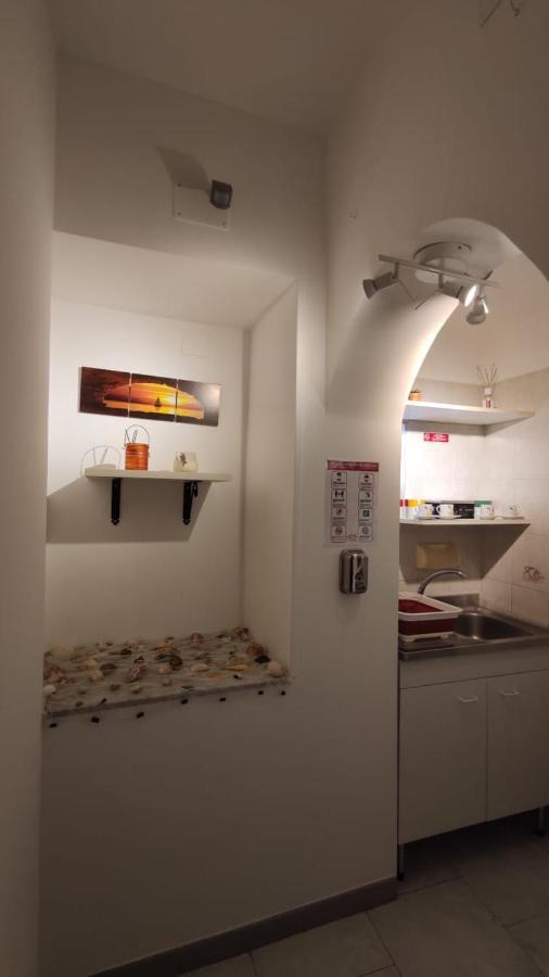 Al Fly Panzió Monopoli Kültér fotó